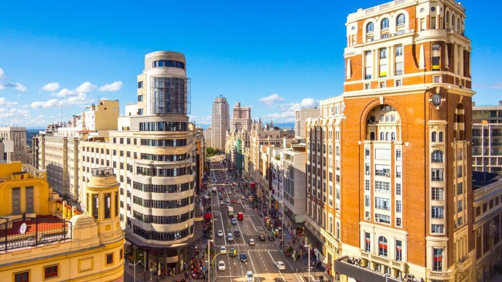 calle principal de madrid