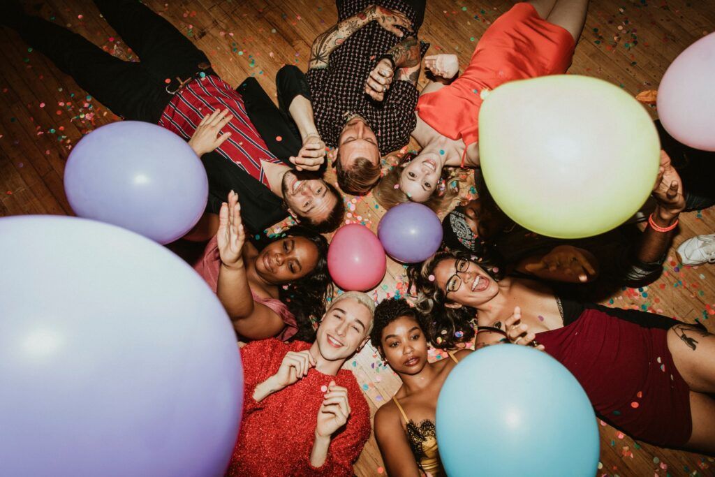 fiestas grupos pequeños